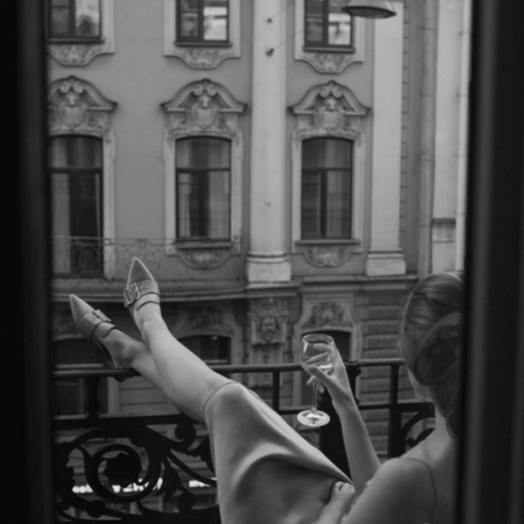 Meet your Posher, Andrea - Picture 1 of 1